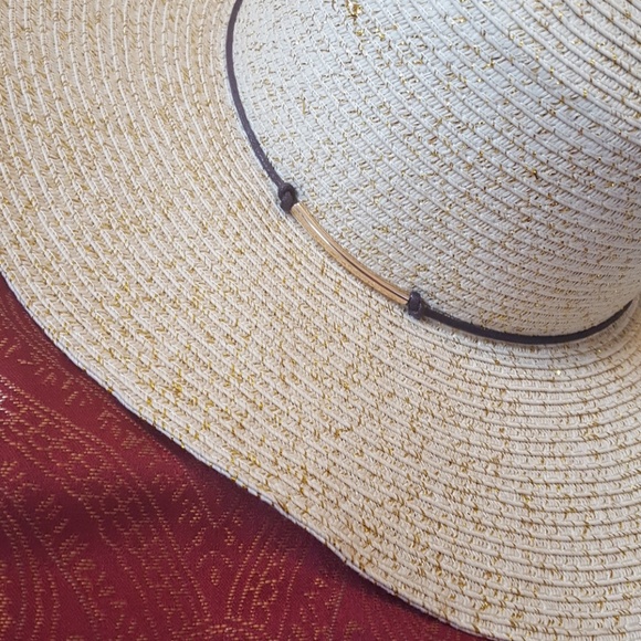 🔴SOLD🔴Hats 🤑 Beach New 🔥Only 2 Left!🔥 - Picture 3 of 8